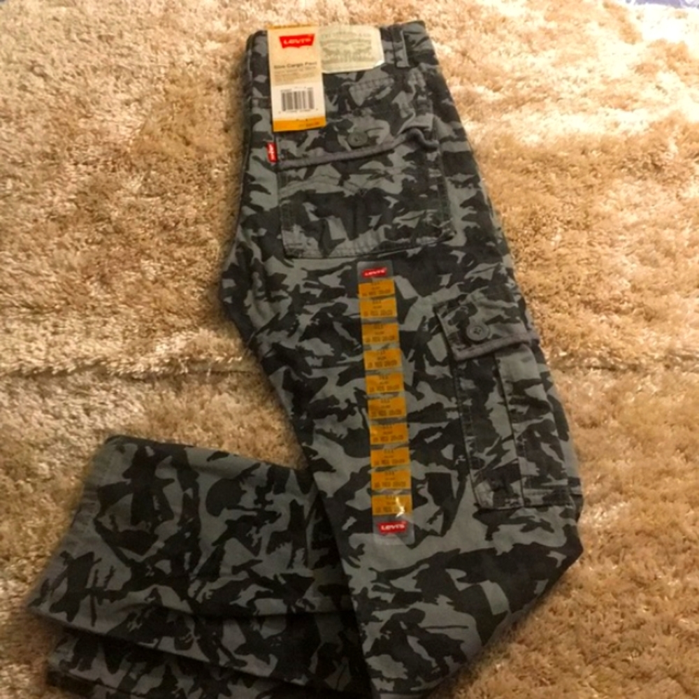 LEVI'S NEW BOY CARGO PANTS